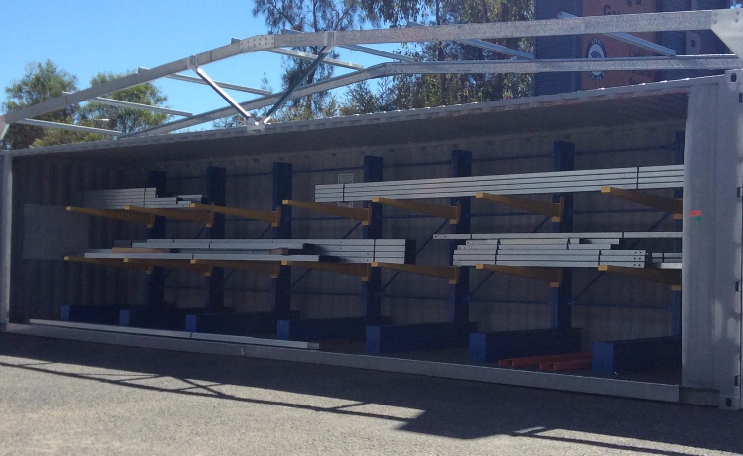 Galvanised pallet racking